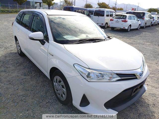toyota corolla-fielder 2018 CFJ1857768 image 2