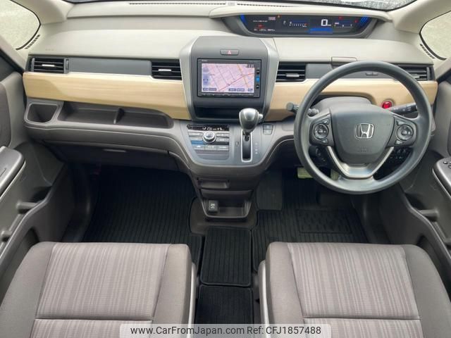 honda freed 2017 CFJ1857488 image 2
