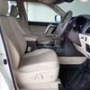 toyota land-cruiser-prado 2022 25922803 image 18