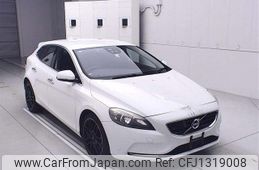 volvo v40 2014 -VOLVO--Volvo V40 MB4164T-E2154065---VOLVO--Volvo V40 MB4164T-E2154065-