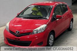 toyota vitz 2013 -TOYOTA--Vitz KSP130-2096194---TOYOTA--Vitz KSP130-2096194-