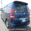 toyota noah 2004 3282185-Y2025060290A-21 image 2