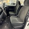 toyota voxy 2010 AF-ZRR70-0358275 image 16