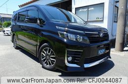 toyota voxy 2014 quick_quick_ZRR80W_ZRR80-0038575