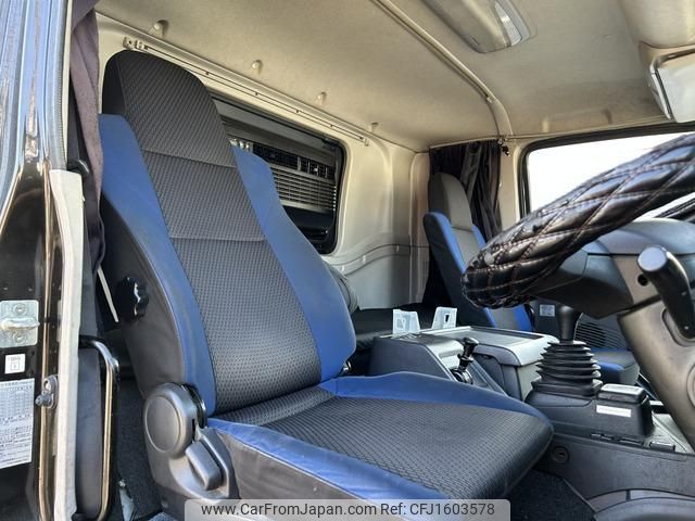 isuzu giga 2018 CFJ1603578 image 2