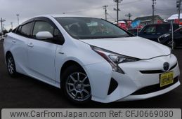 toyota prius 2017 -TOYOTA--Prius ZVW55--8054485---TOYOTA--Prius ZVW55--8054485-