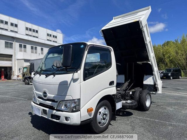 hino dutro 2023 -HINO--Hino Dutoro 2RG-XZU600T--XZU600-0045557---HINO--Hino Dutoro 2RG-XZU600T--XZU600-0045557- image 1