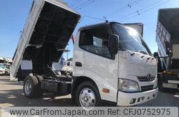 hino dutro 2014 GOO_NET_EXCHANGE_0209116A30250213W001