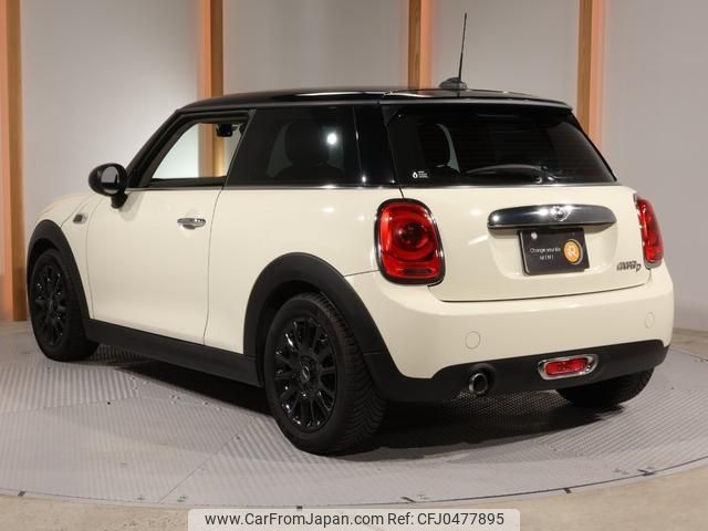 mini mini-others 2018 quick_quick_XN15_WMWXN320402E74973 image 2