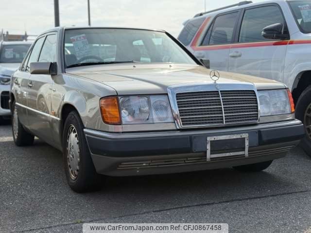 mercedes-benz e-class 1990 -MERCEDES-BENZ--Benz E Class E-124030--WDB124030-2B311216---MERCEDES-BENZ--Benz E Class E-124030--WDB124030-2B311216- image 1