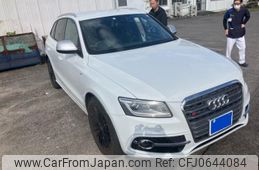 audi sq5 2014 -AUDI--Audi SQ5 ABA-8RCTXF--WAUZZZ8R8EA042399---AUDI--Audi SQ5 ABA-8RCTXF--WAUZZZ8R8EA042399-