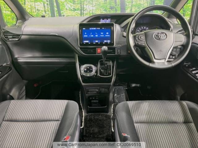 toyota voxy 2019 -TOYOTA--Voxy DBA-ZRR85W--ZRR85-0130704---TOYOTA--Voxy DBA-ZRR85W--ZRR85-0130704- image 2