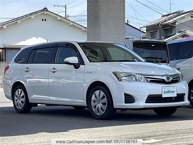 toyota corolla-fielder 2013 -TOYOTA--Corolla Fielder DAA-NKE165G--NKE165-7027349---TOYOTA--Corolla Fielder DAA-NKE165G--NKE165-7027349- image 1