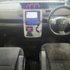 toyota noah 2012 CFJ1557280 image 2