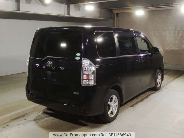 toyota voxy 2012 CFJ1686949 image 2