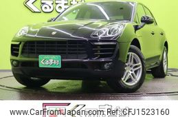 porsche macan 2018 CFJ1523160