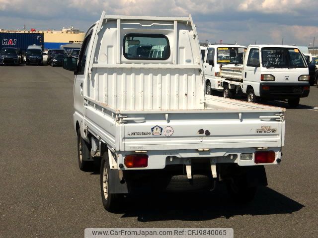 mitsubishi minicab-truck 1996 No.15496 image 2