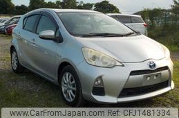 toyota aqua 2013 CFJ1481334