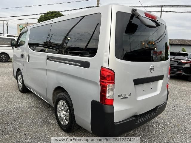 nissan nv350-caravan-van 2014 quick_quick_CBF-VR2E26_VR2E26-017727 image 2