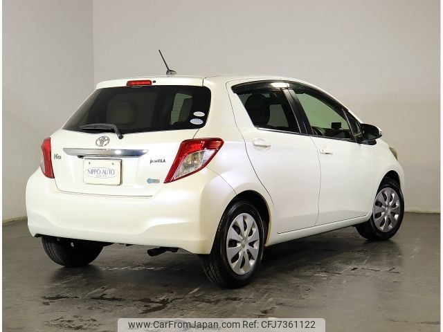 toyota vitz 2011 -TOYOTA--Vitz DBA-NSP130--NSP130-2042985---TOYOTA--Vitz DBA-NSP130--NSP130-2042985- image 2