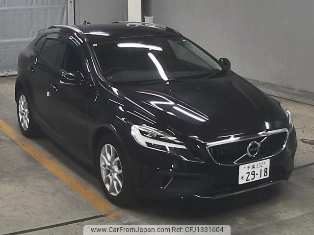 volvo v40 2017 -VOLVO--Volvo V40 YV1MZA8RDH2135281---VOLVO--Volvo V40 YV1MZA8RDH2135281- image 1
