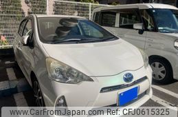 toyota aqua 2013 -TOYOTA--AQUA DAA-NHP10--NHP10-2228719---TOYOTA--AQUA DAA-NHP10--NHP10-2228719-