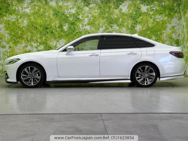 toyota crown-hybrid 2021 CFJ1623854 image 2