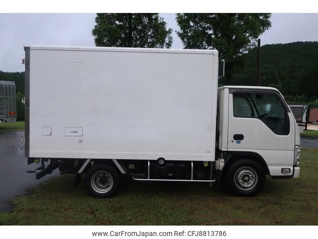 isuzu elf-truck 2016 CFJ8813786 image 2
