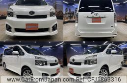 toyota voxy 2011 CFJ1863316