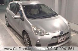 toyota aqua 2013 -TOYOTA--AQUA NHP10-2222421---TOYOTA--AQUA NHP10-2222421-