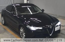 alfa-romeo giulia 2018 -ALFA ROMEO--Alfa Romeo Giulia ZAREAEKN6H7569145---ALFA ROMEO--Alfa Romeo Giulia ZAREAEKN6H7569145-