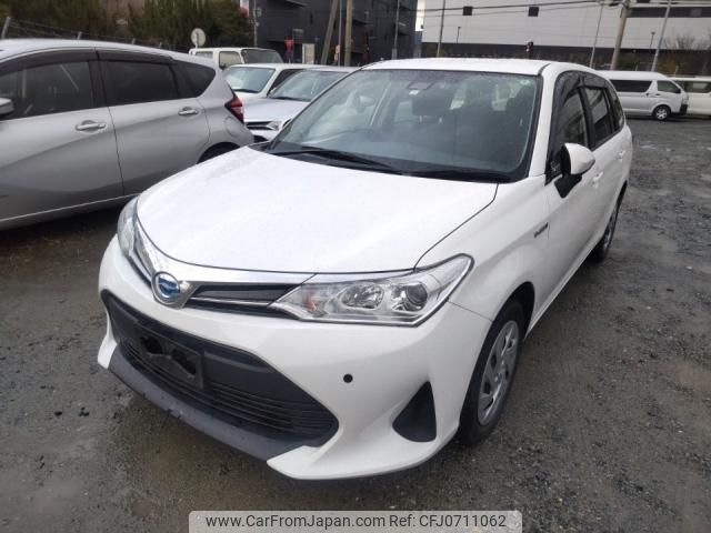 toyota corolla-fielder 2018 quick_quick_DAA-NKE165G_v image 1