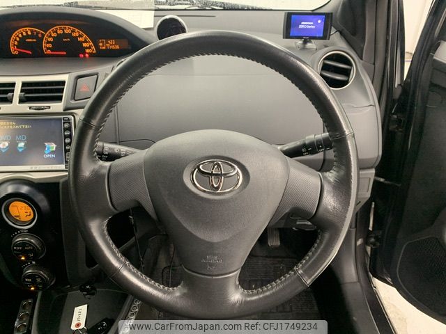 toyota vitz 2010 CFJ1749234 image 2