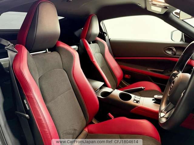 nissan fairlady-z 2024 CFJ1804614 image 2