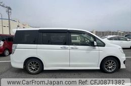 honda stepwagon 2012 NIKYO_AH18641