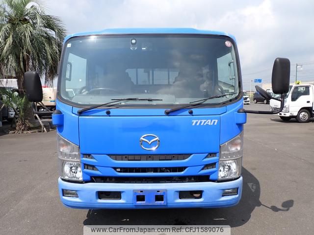 mazda titan 2018 CFJ1589076 image 2