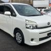 toyota voxy 2013 -TOYOTA--Voxy DBA-ZRR70G--ZRR70-0597045---TOYOTA--Voxy DBA-ZRR70G--ZRR70-0597045- image 4