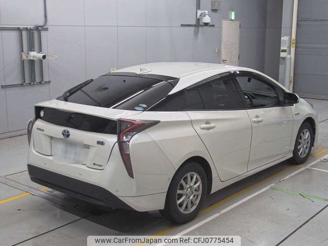 toyota prius 2017 -TOYOTA 【京都 302み3572】--Prius ZVW55-8046000---TOYOTA 【京都 302み3572】--Prius ZVW55-8046000- image 2