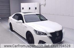 toyota crown 2016 CFJ1704528