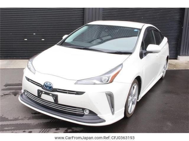 toyota prius 2019 -TOYOTA--Prius DAA-ZVW55--ZVW55-8069131---TOYOTA--Prius DAA-ZVW55--ZVW55-8069131- image 1