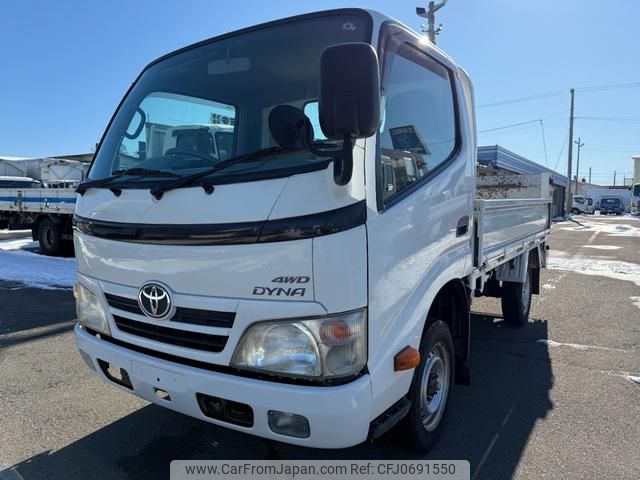 toyota dyna-truck 2011 GOO_NET_EXCHANGE_0303354A30250127W001 image 1