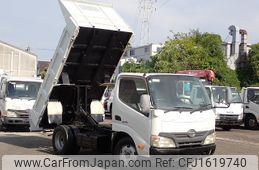 hino dutro 2011 CFJ1619740