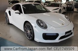 porsche 911 2017 CFJ1749509