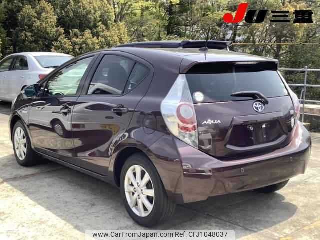 toyota aqua 2014 -TOYOTA--AQUA NHP10--2359699---TOYOTA--AQUA NHP10--2359699- image 2