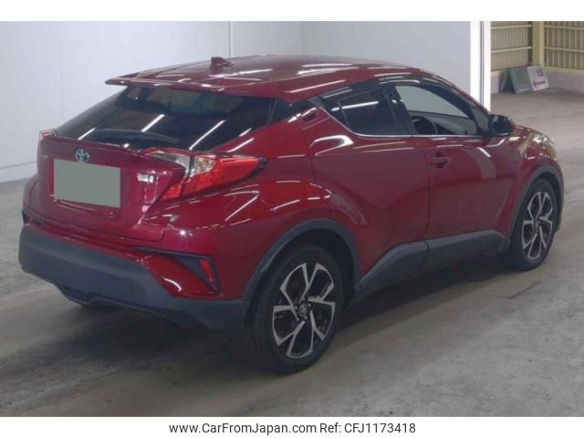 toyota c-hr 2017 quick_quick_DAA-ZYX10_2035079 image 2