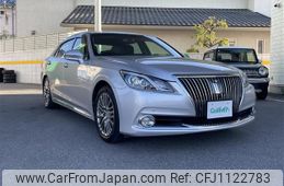 toyota crown-majesta 2013 -TOYOTA--Crown Majesta DAA-GWS214--GWS214-6000627---TOYOTA--Crown Majesta DAA-GWS214--GWS214-6000627-