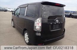 toyota voxy 2007 NIKYO_RZ11002