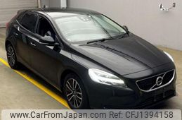 volvo v40 2020 quick_quick_DBA-MB4154T_YV1MV2920K2606879