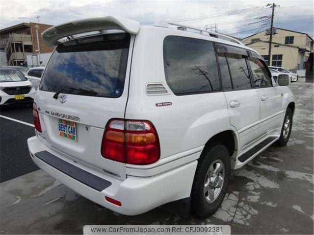 toyota land-cruiser-wagon 2001 -TOYOTA 【札幌 130】--Land Cruiser Wagon UZJ100W--UZJ100W-0133846---TOYOTA 【札幌 130】--Land Cruiser Wagon UZJ100W--UZJ100W-0133846- image 2