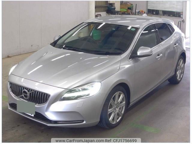 volvo v40 2019 CFJ1756699 image 1